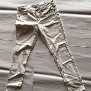 White American Eagle Low Rise Jeans